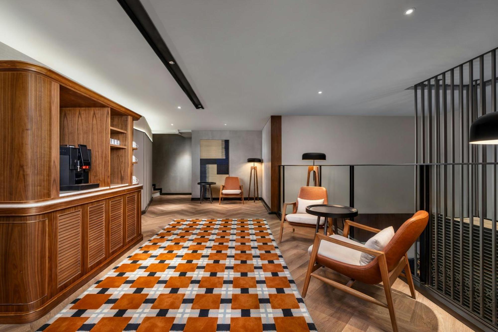 Four Points By Sheraton Bangkok, Sukhumvit 22 Exteriör bild
