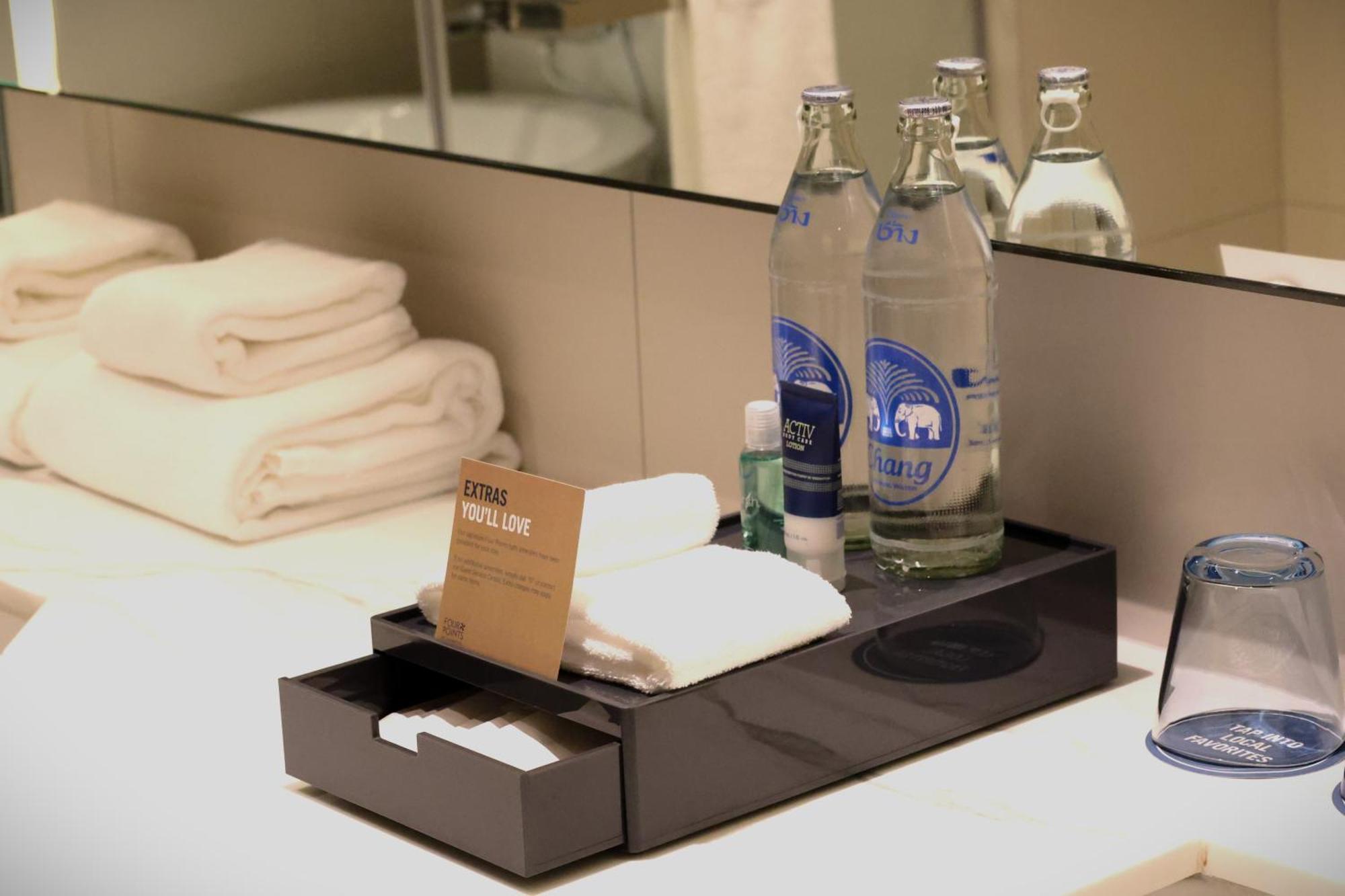Four Points By Sheraton Bangkok, Sukhumvit 22 Exteriör bild